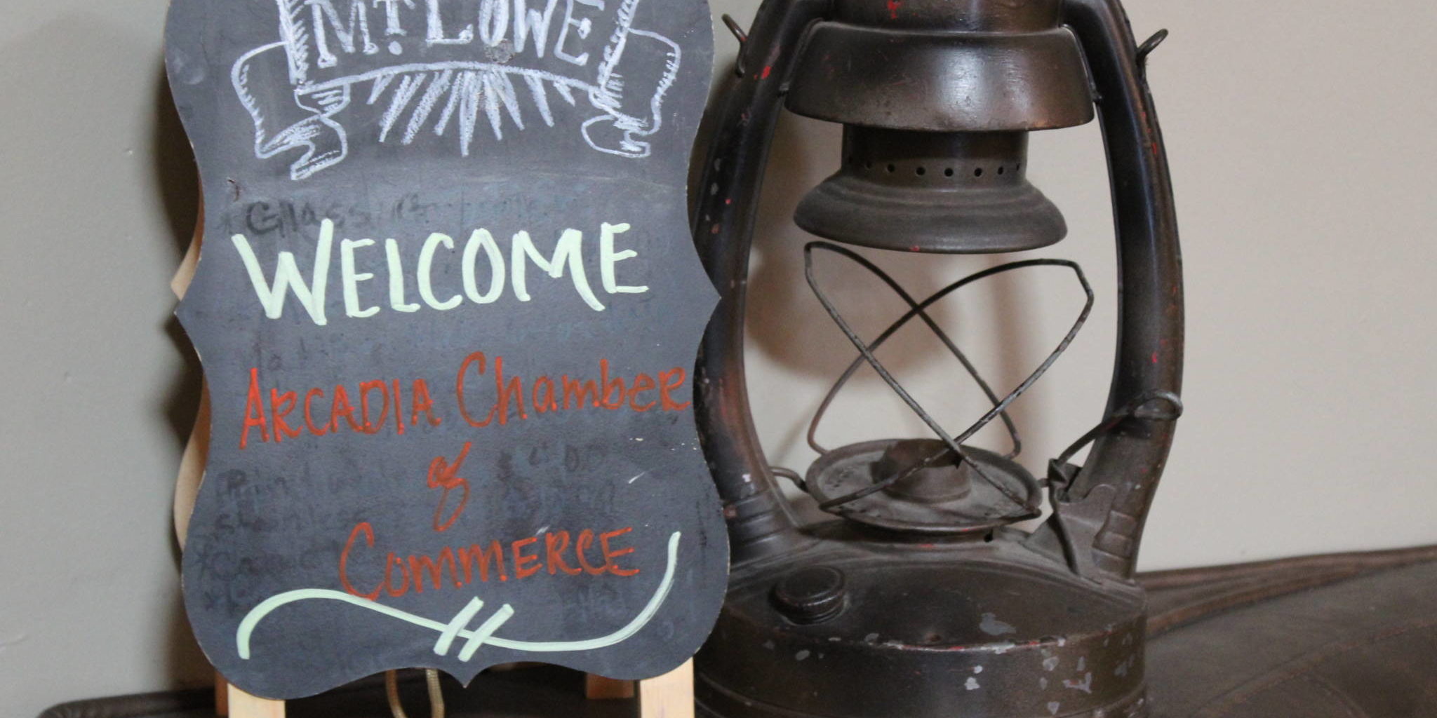 IMG_6283 a sign welcome Chamber members set beside an old lamp at Mt Lowe Brewing Co
