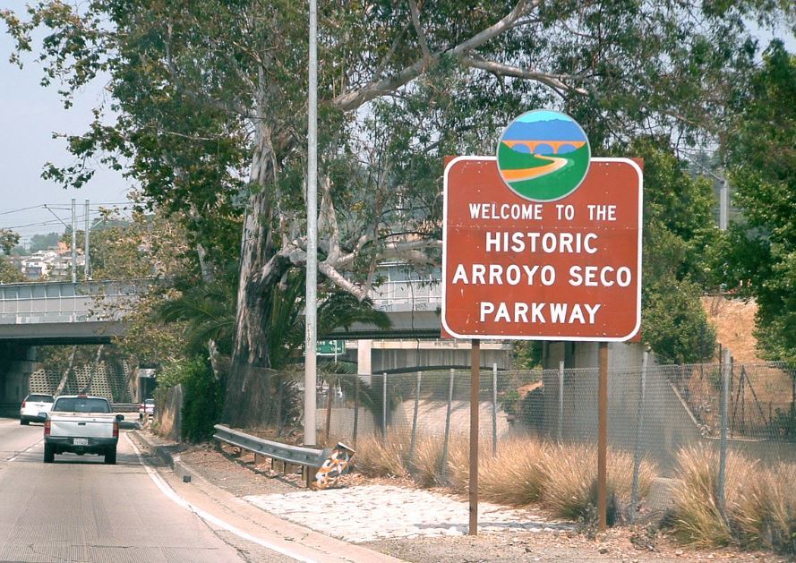 welcome signage for the Arroyo Seco Parkway 