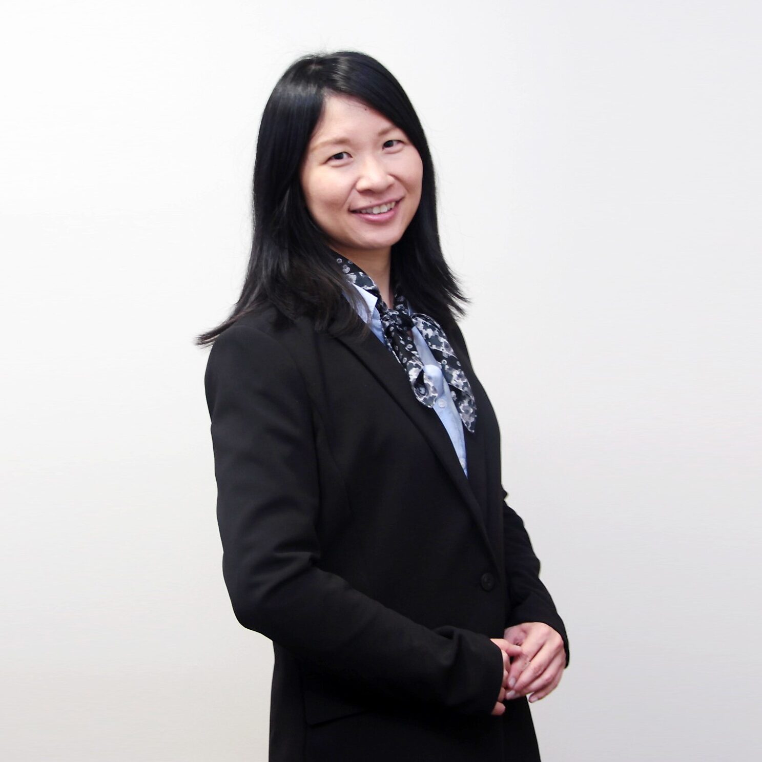 headshot for Fei Huang of USC Arcadia hospital